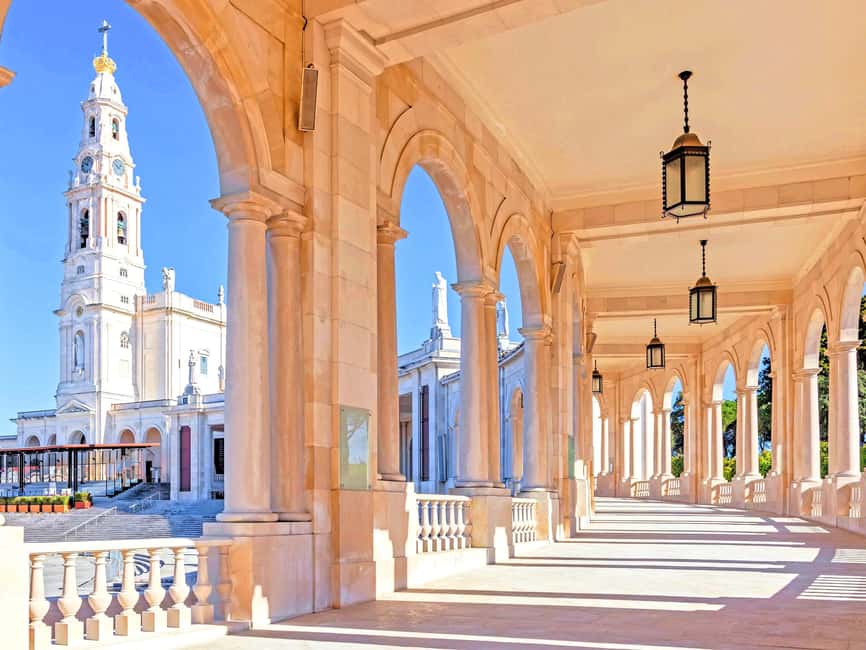 From Lisbon: Obidos, Nazaré and Fátima Small Group Tour - Should you book this Óbidos, Nazaré and Fátima small-group tour from Lisbon?