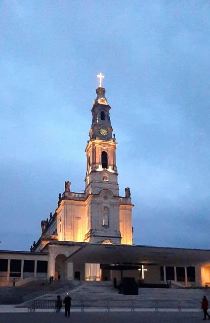 From Lisbon: Sanctuary of Fátima & the Little Shepherds Town - Weather, Shoes, and Crowd Reality