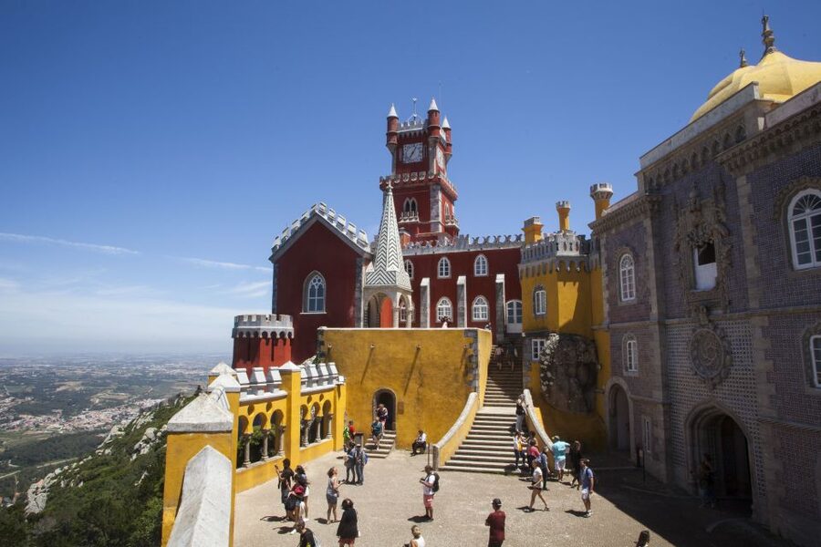 From Lisbon: Sintra and Cascais Full-Day Private Tour - A private 8-hour route that keeps the day moving