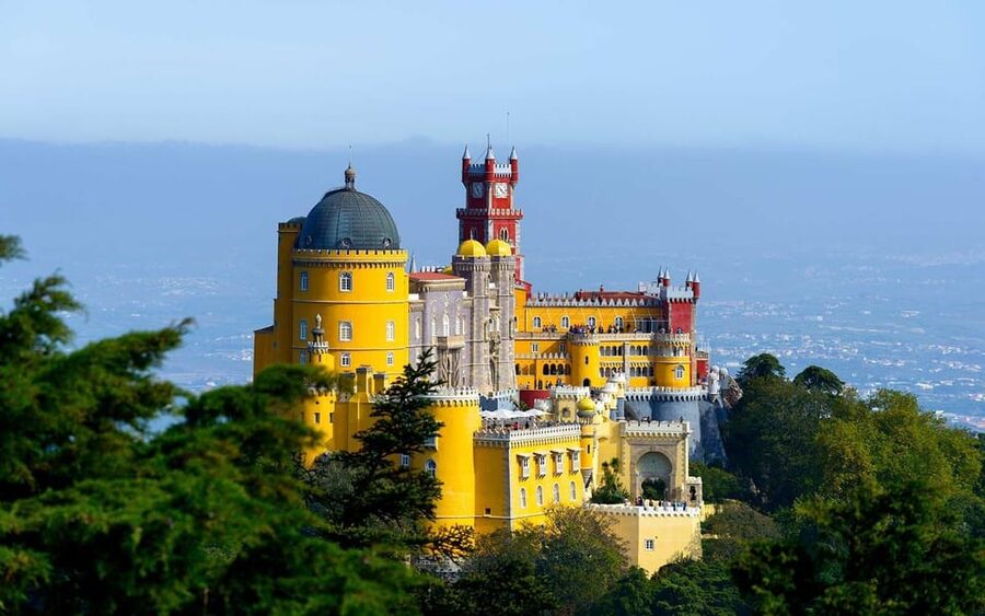 From Lisbon: Sintra and Cascais Full-Day Private Tour - Cascais, Estoril bay views, and the beach-breathing breaks
