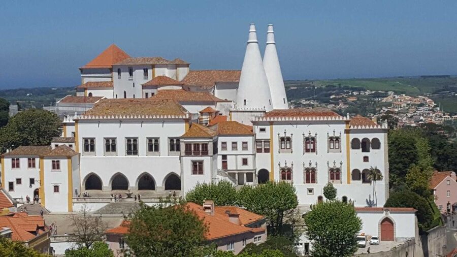 From Lisbon: Sintra and Cascais Private Tour - Tickets and lines: the biggest factor in how good Pena and Regaleira feel