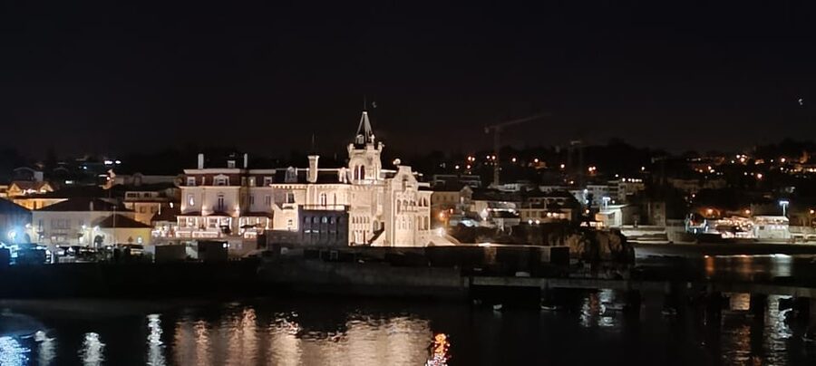 From Lisbon: Sintra and Portuguese Coast Private Day Tour - Cabo da Roca to Estoril, a coastal loop with big viewpoints