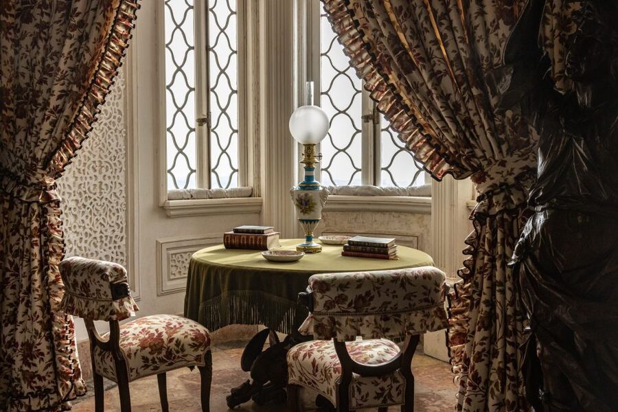 From Lisbon: Sintra Pena Palace Cascais 8-People Group Tour - Price and Value: What $64 Buys You