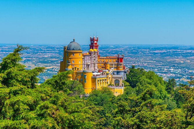 From Lisbon: Sintra, Pena Palace & Wine Tasting Small-Group Tour - Sintra Free Time: How to Use Your Hour Like a Pro