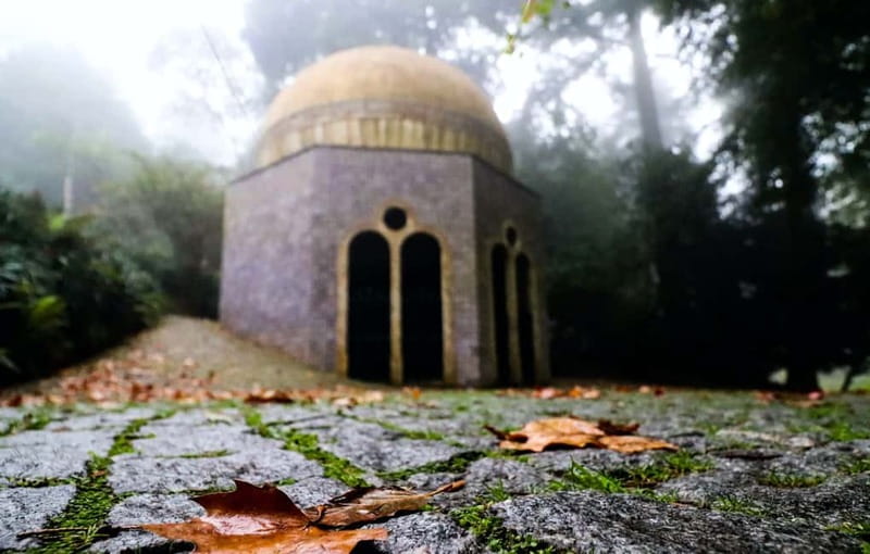 From Lisbon: Sintra's Historical and Natural Gems - How long is the hike, and who should pick a different tour?
