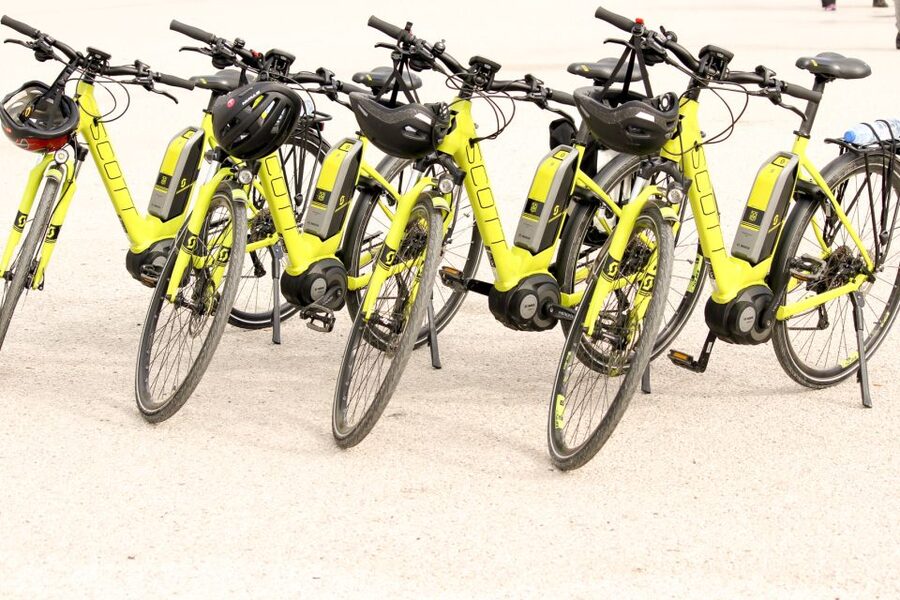 From Lisbon: Sintra to Cascais Full-Day Guided E-Bike Tour - Colares Vineyards, Penedo Views, and Small-Town Rhythm