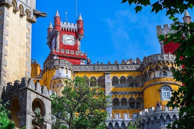 From Lisbon: Small Group to Pena Palace, Nazaré & Fátima - Why this day trip works when you have limited time in Lisbon