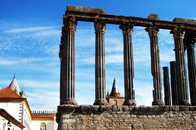 From Lisbon to Alentejo: Évora and Megaliths Full-Day Group Tour - Hotel pickup, small group, and how the guide changes the day
