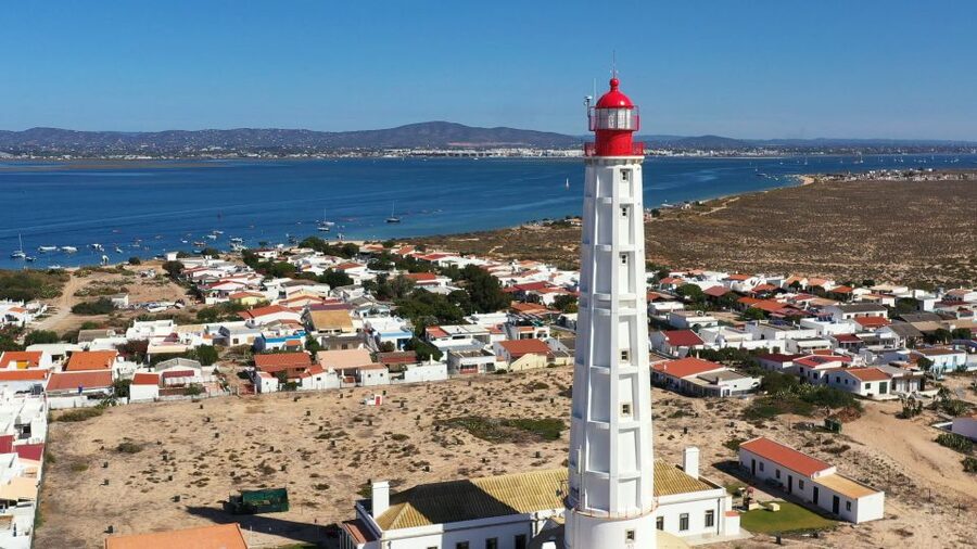 From Olhão: Ria Formosa 3-Island Full-Day Tour - A quick Hangares photo moment you’ll appreciate later