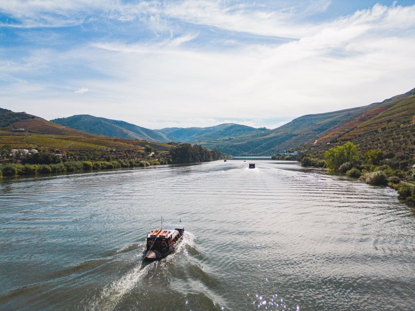 From Pinhão: Douro Valley Rabelo Boat Tour with Audio Guide - Timing, Weather, and Photo Moments You Should Plan For