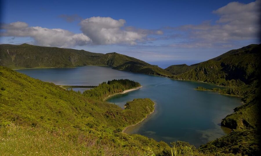 From Ponta Delgada: Lagoa do Fogo & Hot Springs Day Trip - Pickup timing in Ponta Delgada, and why it matters