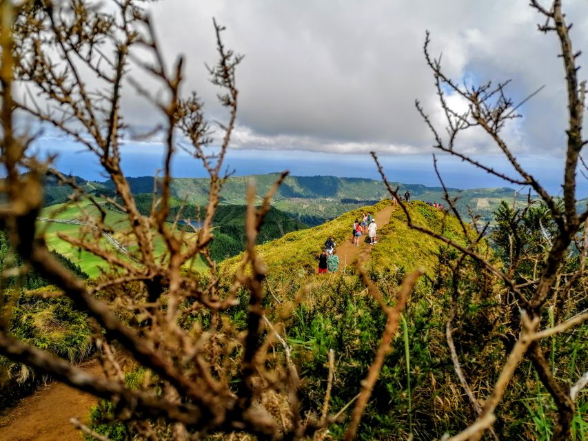 From Ponta Delgada: Sete Cidades Guided Tour - Stop 1: Pico do Carvão, your first wide-view setup