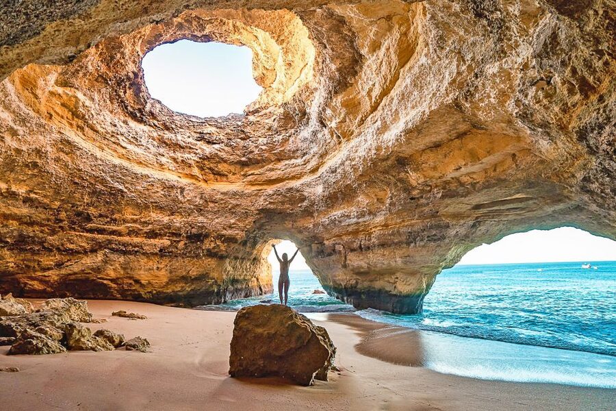 From Portimão: Benagil Sea Caves Boat Tour at Sunrise - How long you spend at each stop (and what that means for your photos)