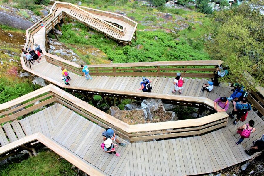 From Porto: 516 Arouca Bridge and Paiva Walkways Guided Tour - Who should book this tour, and who should skip it