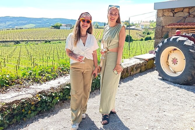 From Porto: Douro Valley Tour with 2 Wineries, Lunch and Cruise - What to pack and how to pace yourself