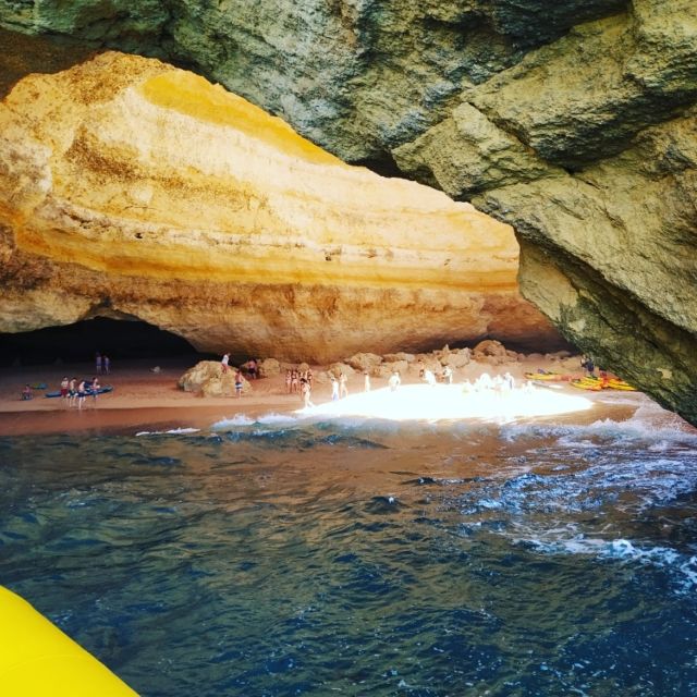 From Vilamoura: 2.5-Hour Benagil Cave and Dolphins Boat Tour - Comfort and Safety on a 2.5-Hour Speed Run