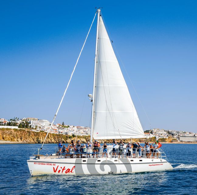 From Vilamoura: Sunset Catamaran Experience - Onboard drinks and the welcome drink that sets the tone