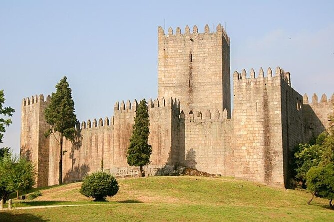 Full-Day Braga & Guimarães Guided Semi-Private Tour with Lunch from Porto - Guimarães Castle: the independence story you can feel from the walls