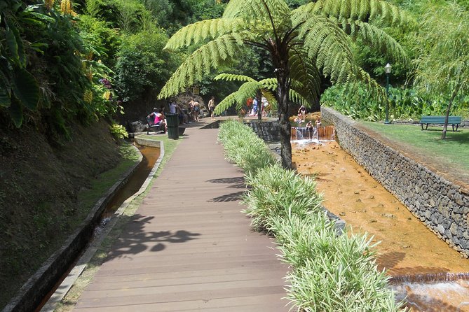 Full Day Guided Tour to Furnas with Lunch Included - The 9:00 am start and an 8-hour loop that stays manageable