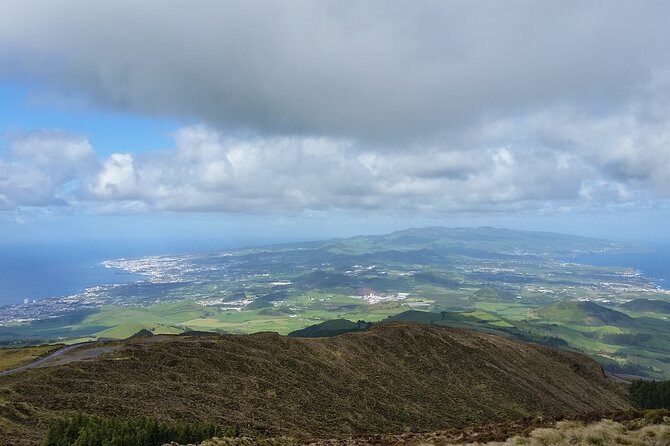 Full-Day Sete Cidades Crater Lake and Fire Crater Lake Private Tour - Pico Carvao and Lagoa do Canario: where São Miguel gets calmer