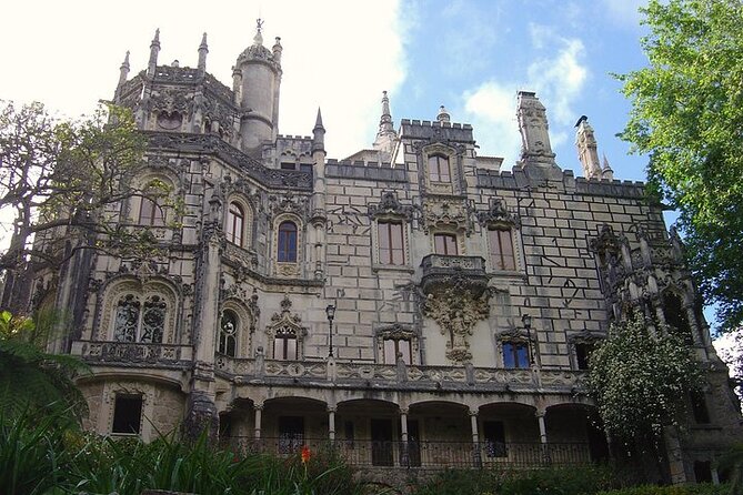 Full Day Tour Sintra, Pena Palace, Regaleira, Cabo Roca, Cascais - Pena Palace: The Guided Start That Makes It Click