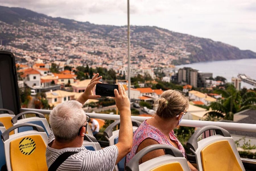 Funchal: Hop-On Hop-Off Bus Tour - Câmara de Lobos: the fishing village stop and why it feels different