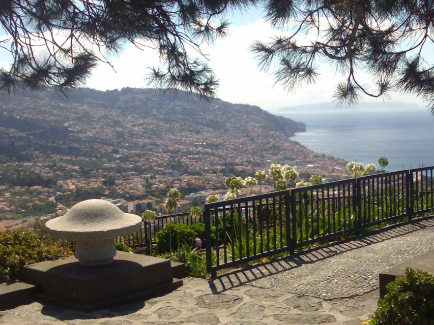 Funchal: Nuns Valley Half Day Tour - Pico dos Barcelos: your first 30 minutes of Madeira theater