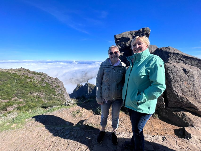 Funchal: Nuns Valley, Safari Tour, & Viewpoints with Sunset - Paredão viewpoint: a quick hit of high-level drama