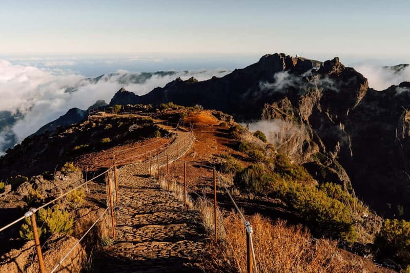 Funchal: Sunrise Pico do Arieiro & Ruivo/Larano HikeTransfer - Pico do Arieiro sunrise: why the cold morning is worth it