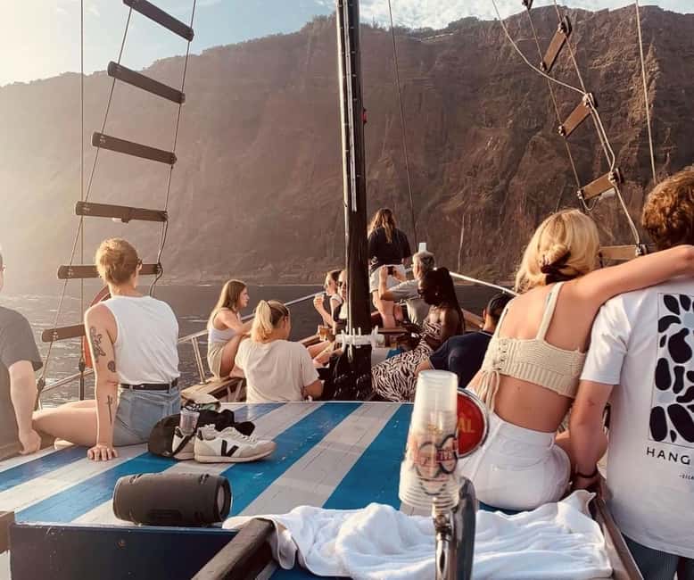 Funchal: Sunset Tour on Traditional Madeiran Boat w/ Drinks - Sailing Out of Funchal: Views, Music, and Drinks Without Fuss