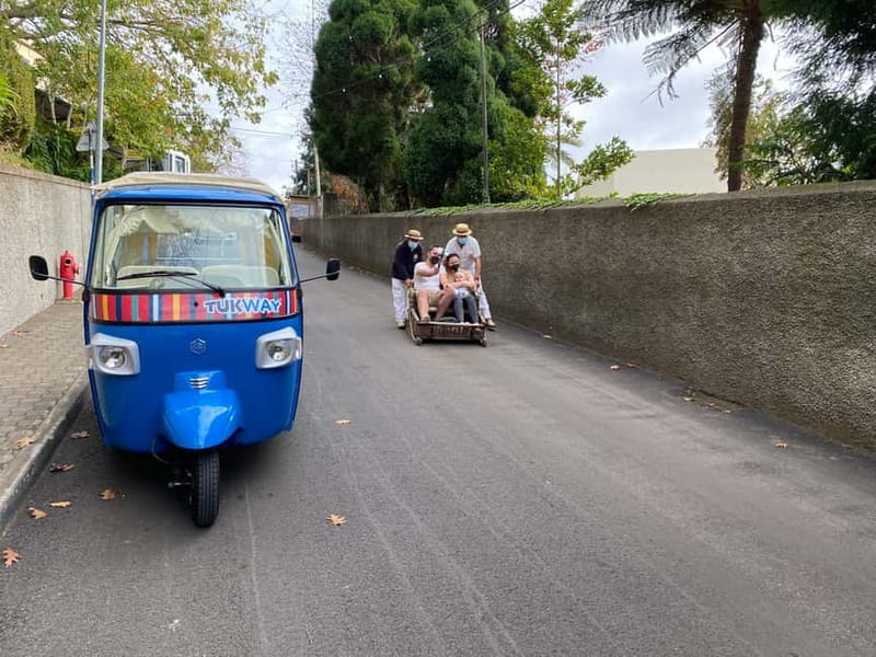 Funchal: Toboggan and Old Town Experience with Tukway - Monte and Old Town, Connected the Fun Way