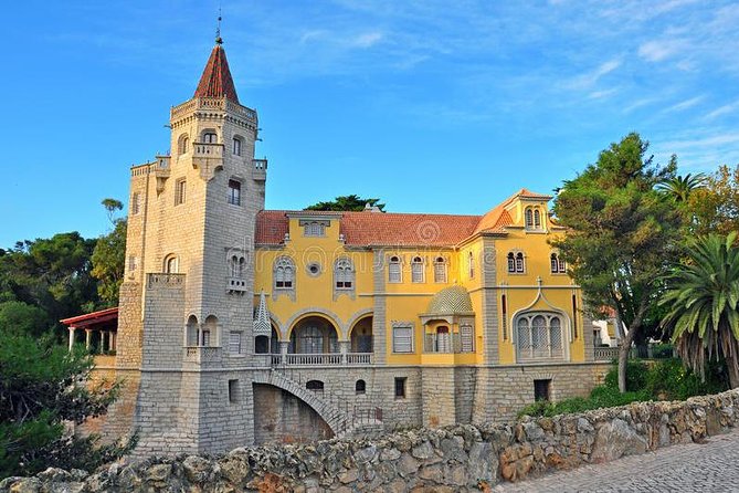 Guided Tour to Sintra, Pena, Regaleira, Cabo da Roca and Cascais - Pena Palace viewpoints: what you get from the mountain top