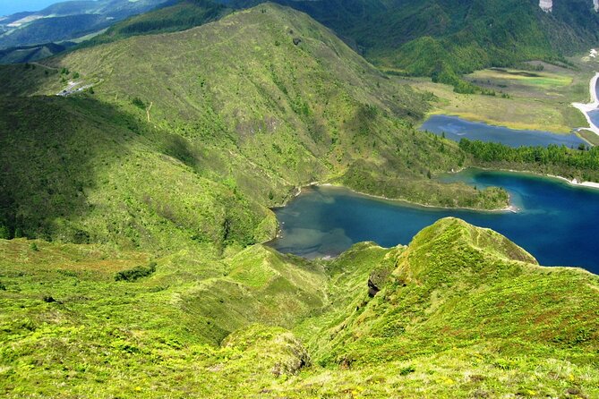 Half-Day Jeep Adventure: Unexplored Landscapes & Lagoa do Fogo - Why a small 4x4 to Lagoa do Fogo beats the big-bus plan
