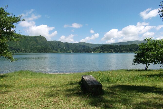 Half-Day Jeep Tour from Ponta Delgada to Sete Cidades - Guide quality, and why names keep popping up