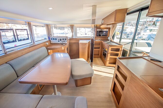 Half Day Tour on a Luxury Catamaran on Madeira Island - From Praça do Povo to the Dock: Getting There Without Stress