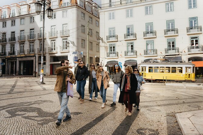 Heart of Lisbon Food Tour: Baixa, Chiado & Bairro Alto - Baixa’s custard tart stop, the standard pastéis de nata sets