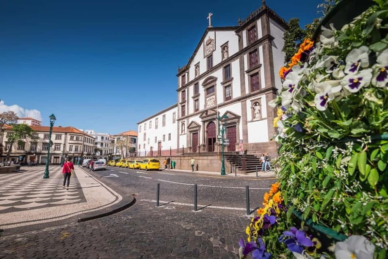 Hidden Funchal: Stories & Secrets Tour - Jesuits’ College start, and why the first 10 minutes matter