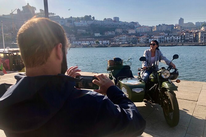 Highlights of Porto on a glamorous sidecar - Half Day - Stop by stop in Porto, from Catedral to the church-blue-tile streets