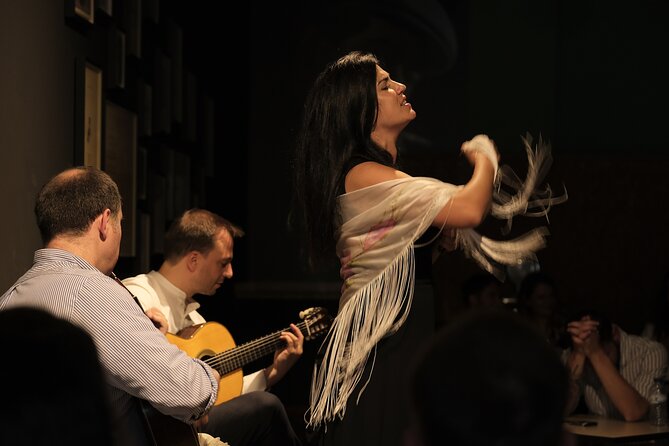 Ideal Clube de Fado - Price and value: what $25.40 gets you in real terms