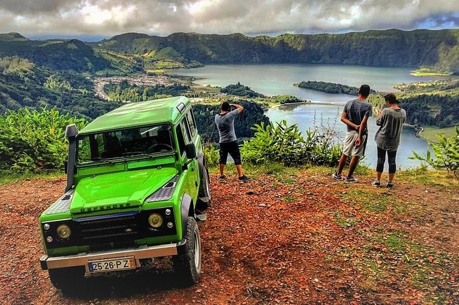 Jeep Tour Full Day Sete Cidades & Lagoa do Fogo with lunch and drinks included. - Pico da Barrosa for higher views, then back down to reality
