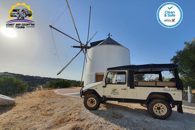 Jeep Tour of the City and Coast of Albufeira - Marina and lighthouse: a quick stop that upgrades your photos