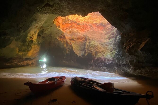 Kayak Tours with Amazing Caves, sea life and Marine Biologist . - Algarve caves up close: why the small-boat access changes everything