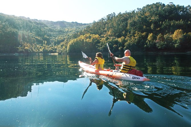 Kayaking and Waterfall in Peneda-Gerês National Park from Porto - What the lake time also gives you: swimming breaks and a slower pace