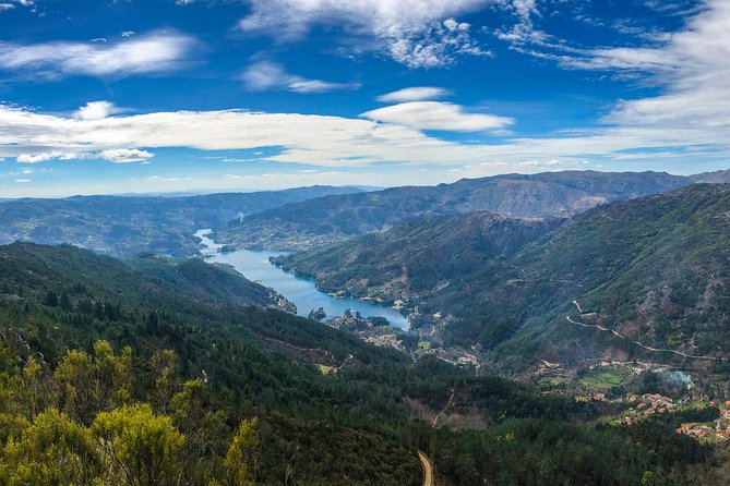 Kayaking and Waterfall in Peneda-Gerês National Park from Porto - The waterfall walk: what makes it fun, and what makes it tricky