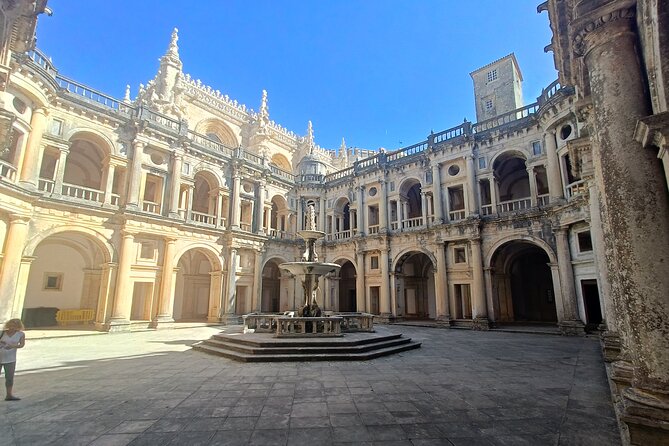 Knights Templar Castle, Nazaré & Óbidos️ Private Day Tour - Timing, pace, and what to plan for the 8-hour day