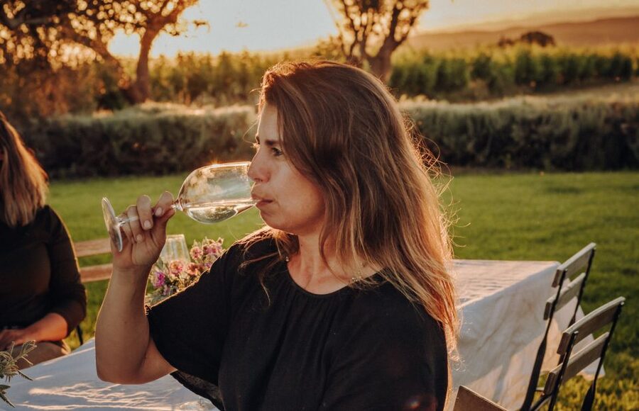 Lagoa: 2.5-Hour Vineyard Dinner with Winetasting - Vineyard Tour Focus: What You See and Why It Matters