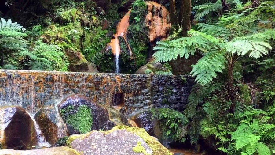 Lagoa do Fogo: Guided Volcano Geo Tour w/ Hotsprings Bathing - Caldeira Velha Environmental Centre, Then Your Choice: Hot Springs or Waterfall Pool