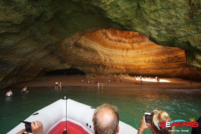 Lagos - Benagil Sea Cave Tour Seafaris - Stop 1 at Algar de Benagil: the headline cave and how the timing works