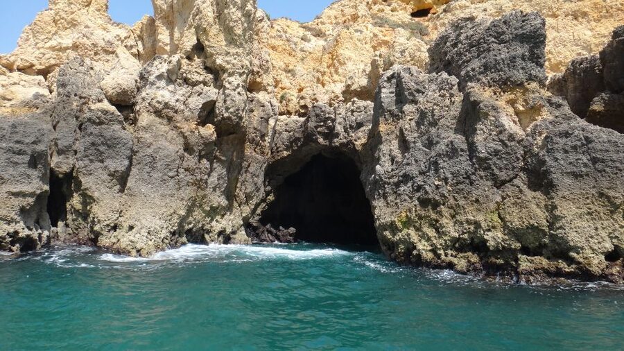 Lagos: Boat Cruise to Ponta da Piedade - Guides, language options, and the small-boat advantage
