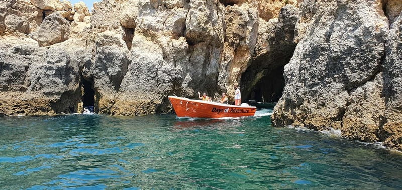 Lagos: Ponta da Piedade Caves Boat Tour - A 75-minute speed-boat cruise, what happens once you’re on board